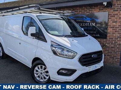 Used Ford Transit Custom Limited 130 HP (95 kW) 2022 White Van