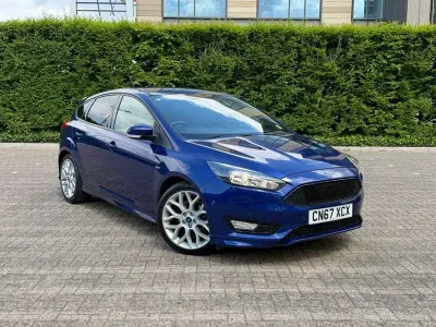 Używany Ford Focus ST-Line 125 KM (91 kW) 2017 Niebieski Hatchback