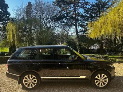 Used Land Rover Range Rover Vogue SE 306 HP (225 kW) 2015 Black SUV