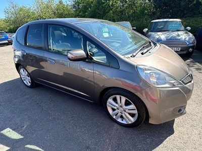 Begagnad Honda Jazz EX 99 HK (72 kW) 2012 Brun Halvkombi