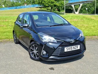 Used Toyota Yaris 111 HP (81 kW) 2019 Black Hatchback