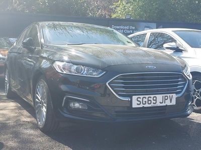 Begagnad Ford Mondeo Titanium 150 HK (110 kW) 2020 Svart Halvkombi
