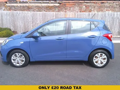 Used Hyundai i10 SE 66 HP (48 kW) 2016 Blue Hatchback