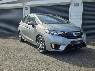 Używany Honda Jazz S 2015 Srebrny Hatchback