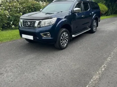 Used Nissan Navara Tekna 2016 Blue Pickup