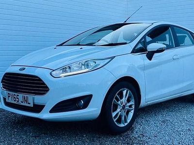 White Used 2016 Ford Fiesta Zetec Hatchback | £4,695 (Good price)