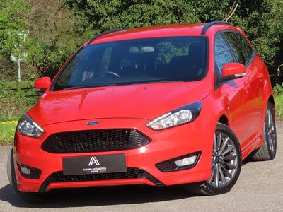 Used Ford Focus ST-Line 120 HP (88 kW) 2017 Red Estate