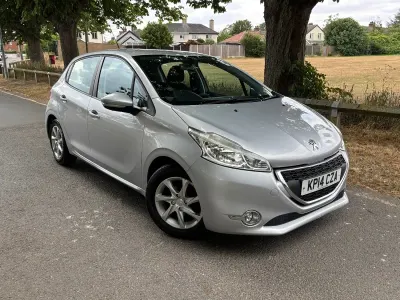 Used Peugeot 208 Active 82 HP (60 kW) 2014 Silver Hatchback