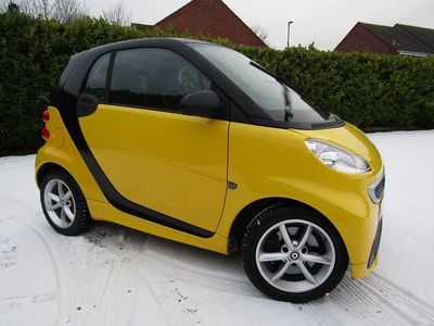 Yellow Used 2013 Smart ForTwo Coupé Pulse Coupe | £4,177 (Fair price)