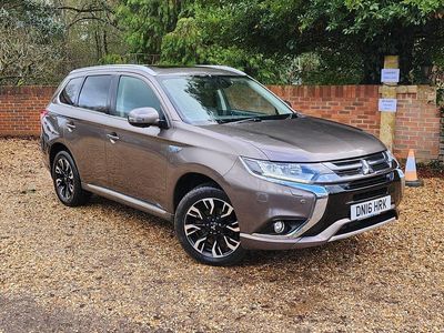Quartz Used 2016 Mitsubishi Outlander P-HEV Plus SUV | £7,350
