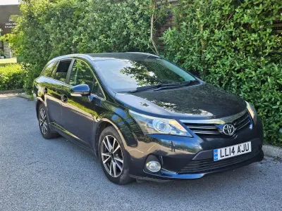 Used Toyota Avensis