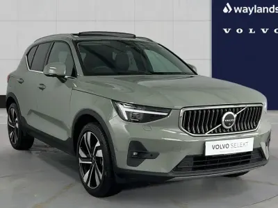 Usado Volvo XC40 Ultra 2025 Verde SUV