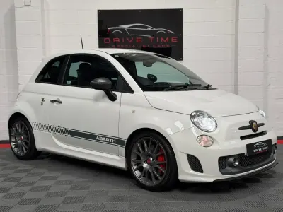 Begagnad Abarth 595 Competizione 2016 Vit Halvkombi