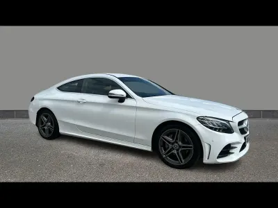 Used Mercedes C200 AMG line 2018 White Coupe
