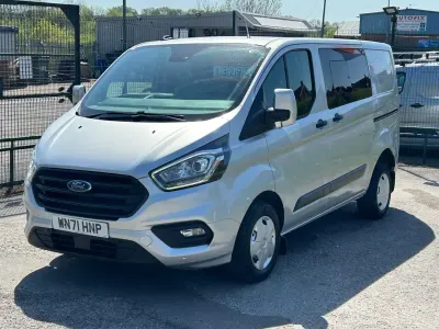 Usado Ford Transit Custom Trend 130 CV (95 kW) 2021 Plateado Van