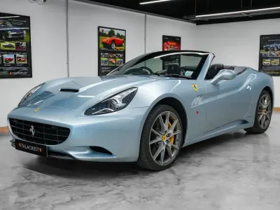 Used Ferrari California 483 HP (355 kW) 2011 Grey Cabriolet
