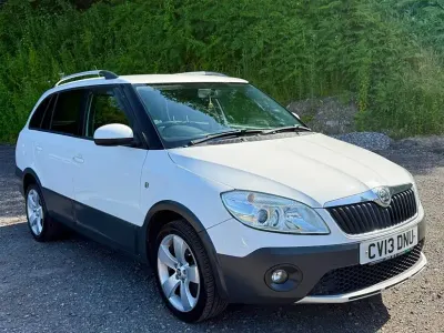 Used Skoda Fabia 105 HP (77 kW) 2013 White Estate