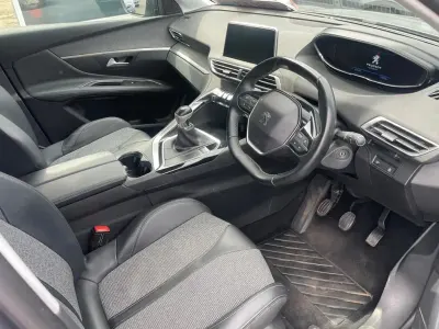 Used Peugeot 3008 Allure 130 HP (95 kW) 2019 Grey SUV