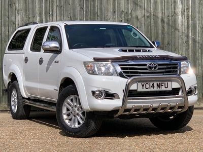 used Toyota HiLux 3.0 D-4D Invincible 4WD Euro 5 4dr Manual