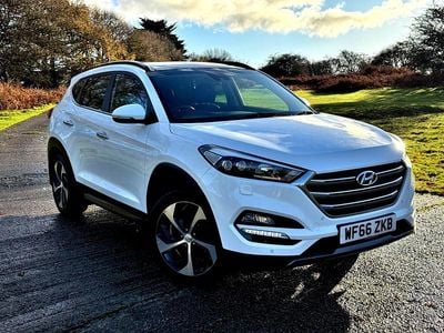 Used Hyundai Tucson Premium SE 2016 White SUV