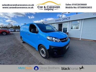 Used Vauxhall Vivaro 100 kW (136 HP) 2022 Mauve/pink MPV