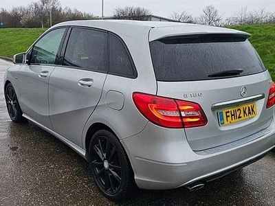 Used Mercedes B180 109 HP (80 kW) 2012 Silver MPV