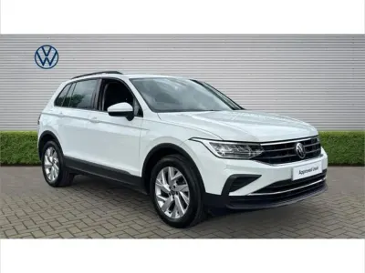 Second-hand VW Tiguan Life 150 CP (110 kW) 2021 Alb SUV