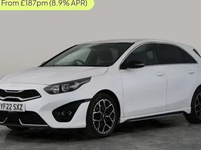 Used Kia Ceed GT-Line 160 HP (117 kW) 2022 White Hatchback