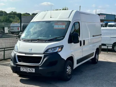 Used Peugeot Boxer 140 HP (102 kW) 2020 White Van