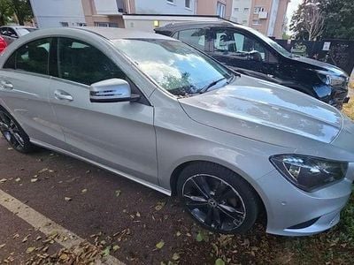 Mercedes CLA200