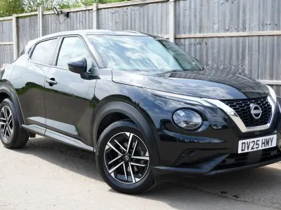 Used Nissan Juke N-Connecta 114 HP (83 kW) 2025 Black SUV