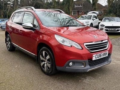 Begagnad Peugeot 2008 Allure 2016 Röd SUV