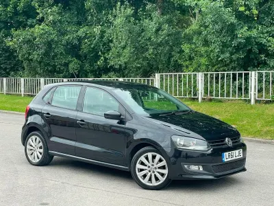 Used VW Polo SEL 2011 Black Hatchback