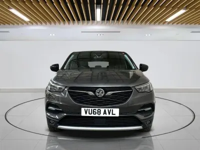 Used Vauxhall Grandland X Sport 130 HP (95 kW) 2018 Grey SUV