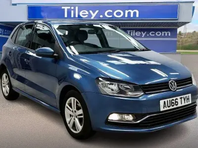 Usado VW Polo Match 2016 Azul Citadino