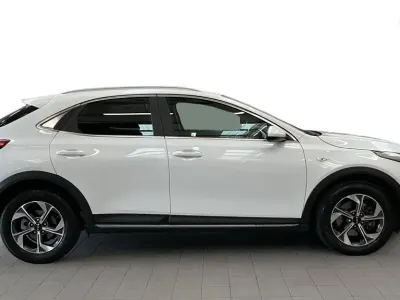 Used Kia XCeed 2022 White SUV
