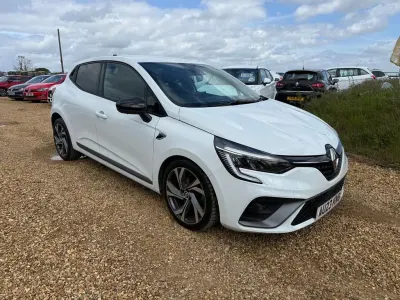 Used Renault Clio RS Line 90 HP (66 kW) 2023 White Hatchback