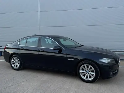 Używany BMW 520 2015 Czarny Sedan/Limuzyna