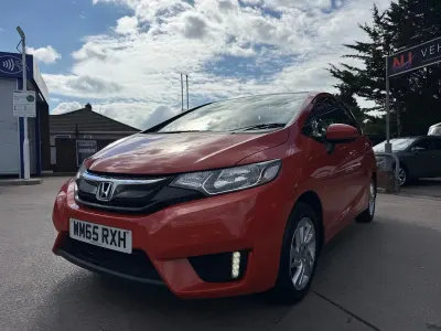 Used Honda Jazz SE 102 HP (75 kW) 2015 Orange Hatchback