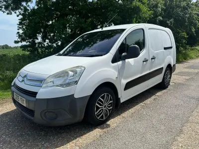 Used Citroën Berlingo 90 HP (66 kW) 2009 White MPV