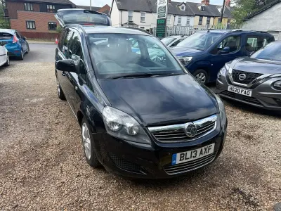Used Vauxhall Zafira 110 HP (80 kW) 2013 Black MPV