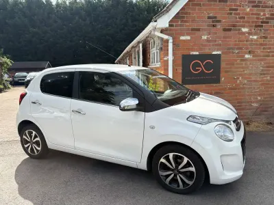 Begagnad Citroën C1 Flair 2018 Vit Halvkombi