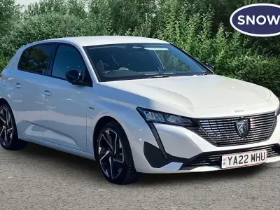 Used Peugeot 308 Allure Premium 179 HP (131 kW) 2022 White Hatchback