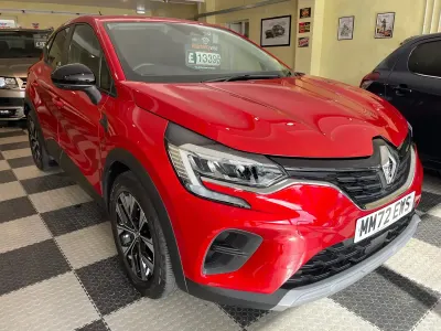 Used Renault Captur Evolution 91 HP (66 kW) 2022 Red SUV