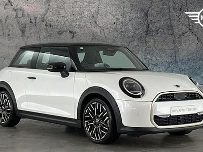 Used Mini Cooper S Hatch 201 HP (147 kW) 2025 White Hatchback