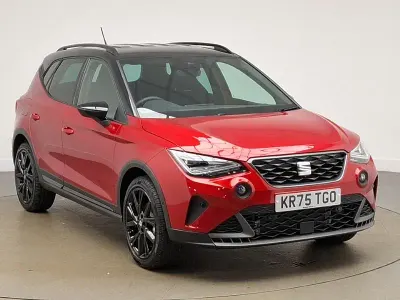 New Seat Arona Black Edition 115 HP (84 kW) 2025 Red SUV
