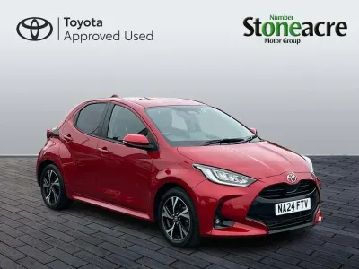 Used Toyota Yaris Design 116 HP (85 kW) 2024 Red Hatchback