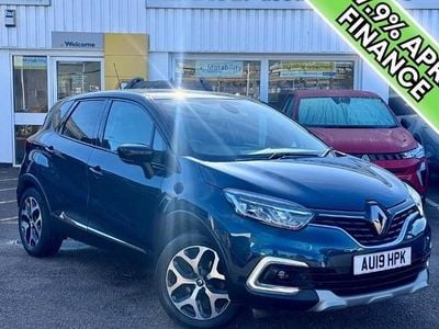 Blue / black roof Used 2019 Renault Captur GT-Line SUV | £10,495 (Fair price)