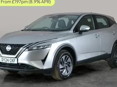Używany Nissan Qashqai Acenta Premium 140 KM (102 kW) 2023 Srebrny SUV