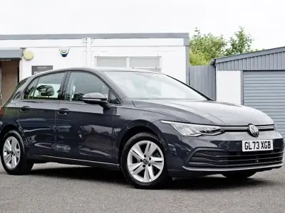 Used VW Golf VIII Life 130 HP (95 kW) 2023 Grey Hatchback